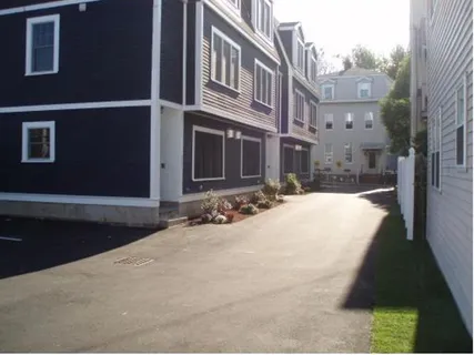 $1,199,000 | 35 Middle Street, Unit 4, Boston, MA 02127