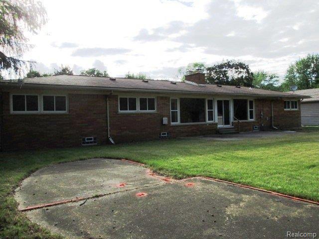 16762 Inkster Road Redford, MI 48240 - Photo 2 of 11 261-959213-back2.JPG