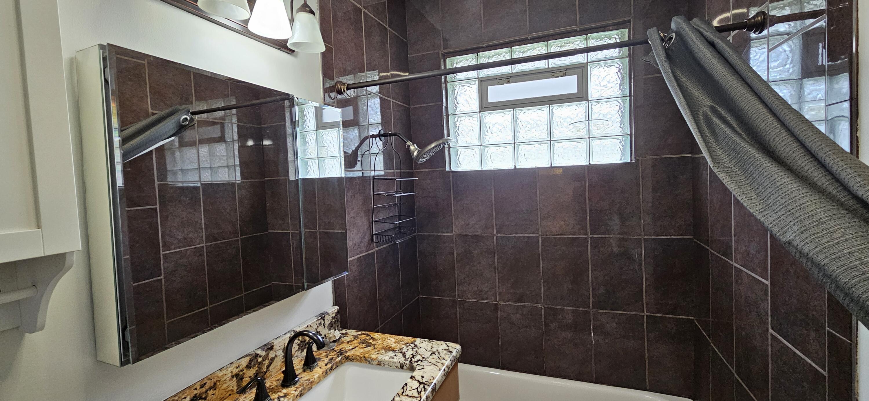 7419 Maple Avenue Gary, IN 46403 - Photo 28 of 93 3000x1386