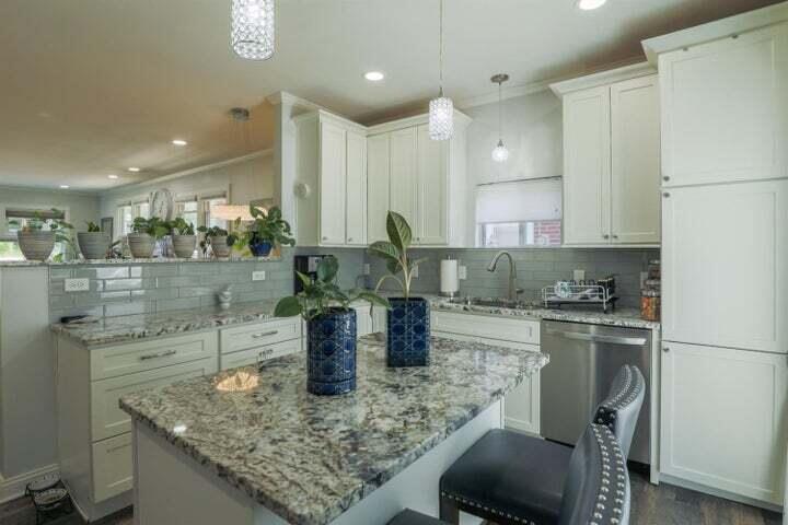 7419 Maple Avenue Gary, IN 46403 - Photo 5 of 93 720x480