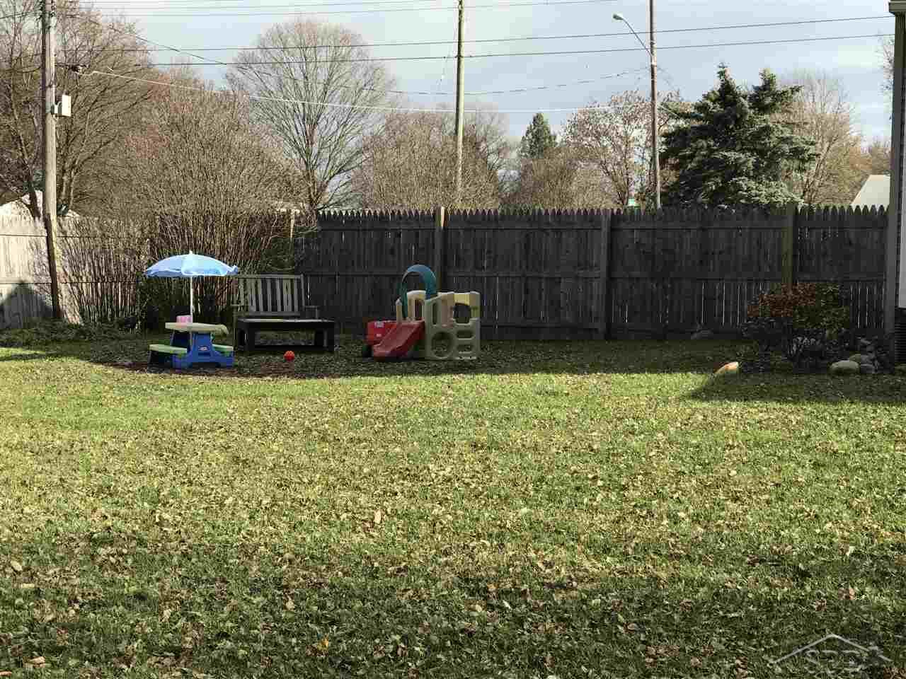 8049 Webster Road Freeland, MI 48623 - Photo 26 of 26 31335856-25.JPG
