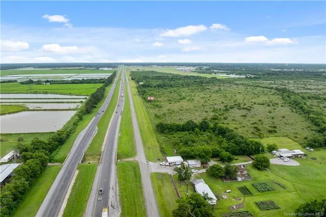 $895,500 | 0 I-10 S Frontage Road, Roanoke, LA 70581