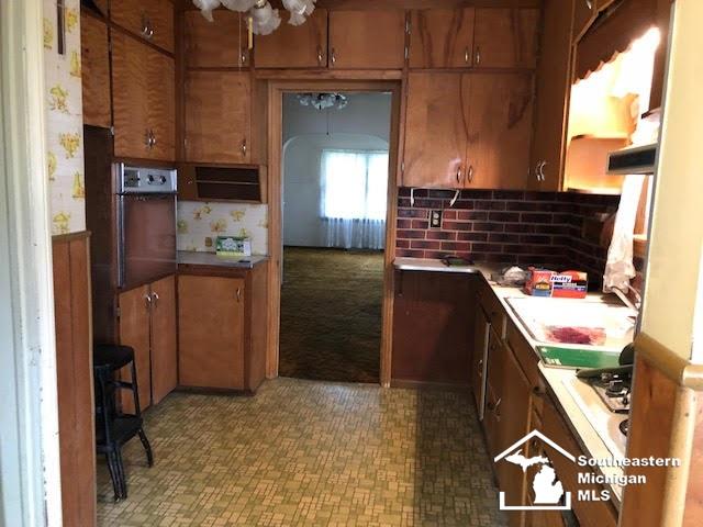 15092 South Telegraph Road Monroe, MI 48161 - Photo 8 of 28 31365121-8.JPG