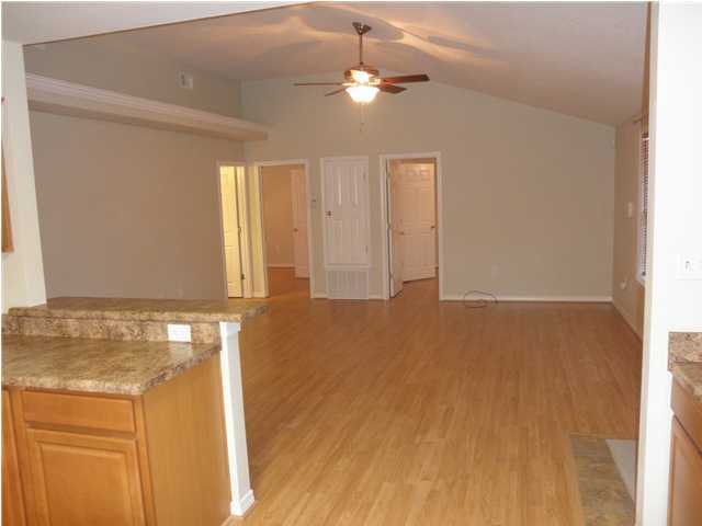 95 Miley Road Freeport, FL 32439 - Photo 4 of 19 Gallery Image 4