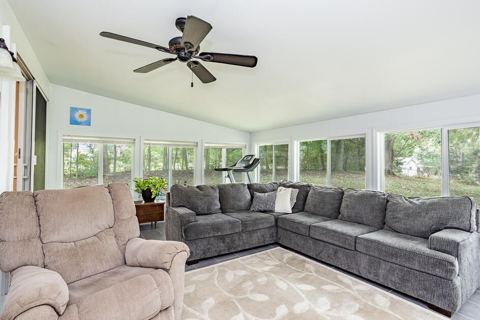 4666 Reynolds Road Jackson, MI 49201 - Photo 15 of 27 0N0A6150-HDR-Edit