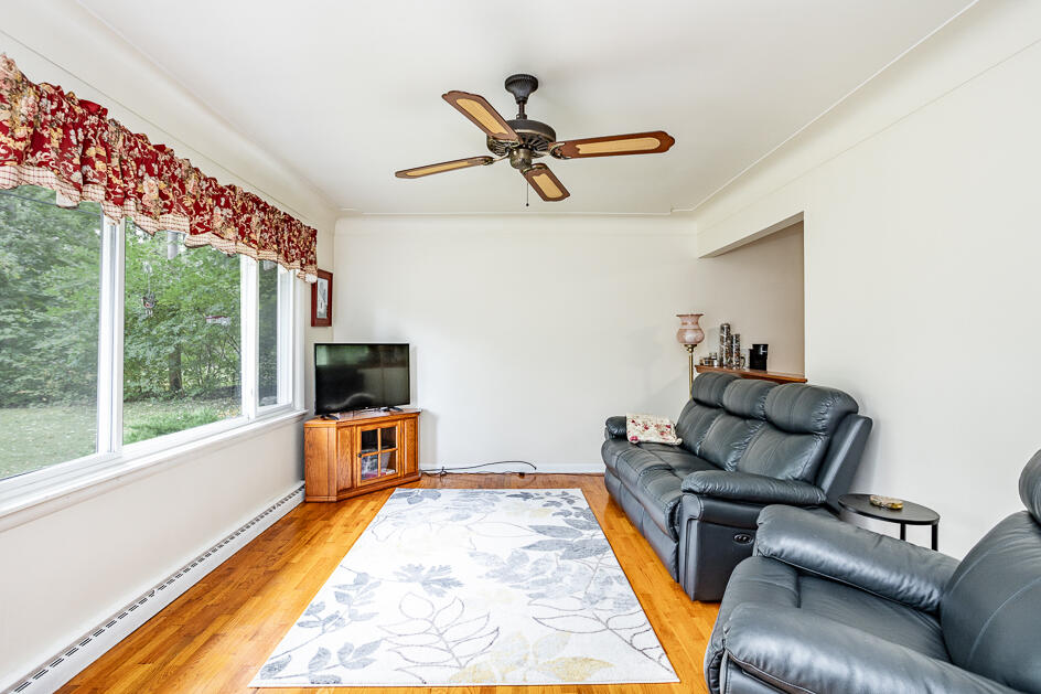 4666 Reynolds Road Jackson, MI 49201 - Photo 16 of 27 0N0A6153-HDR-Edit