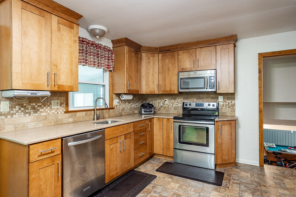 4666 Reynolds Road Jackson, MI 49201 - Photo 8 of 27 0N0A6126-HDR