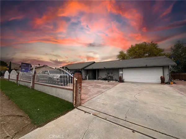 $425,000 | 17204 Longmeadow Avenue, Palmdale, CA 93591
