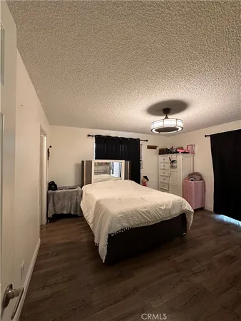 $425,000 | 17204 Longmeadow Avenue, Palmdale, CA 93591