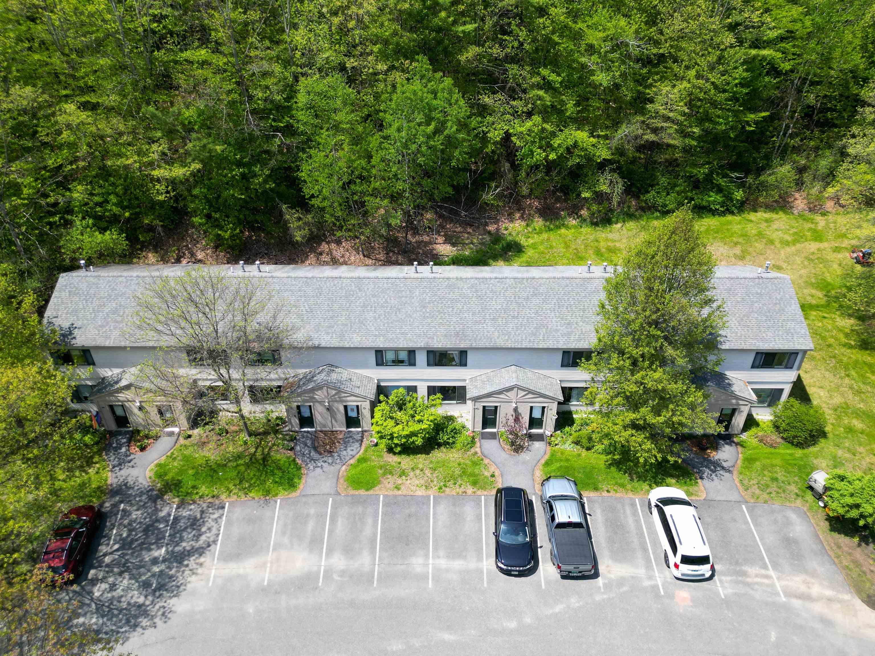 133 Colonial Drive, Unit 403 Hartford, VT 05001 - Photo 18 of 19