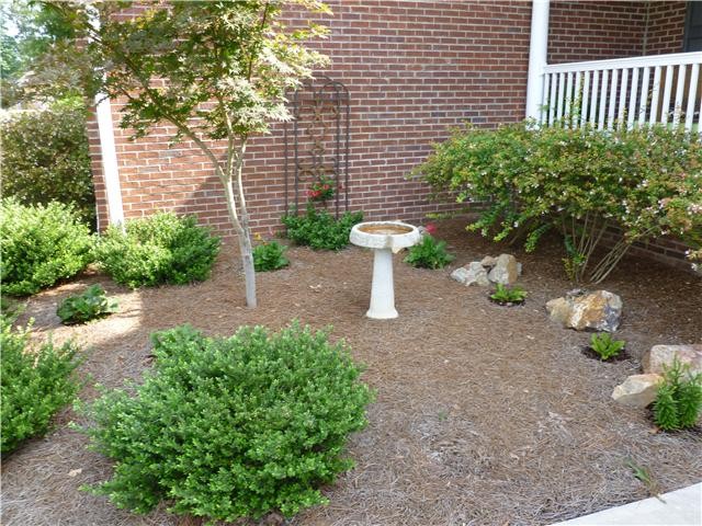 182 Oak Hollow Road Manchester, TN 37355 - Photo 2 of 21