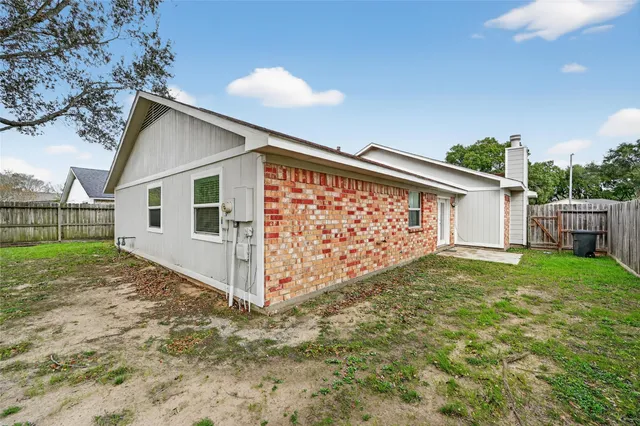 $2,200 | 22711 Smokey Hill Drive, Katy, TX 77450