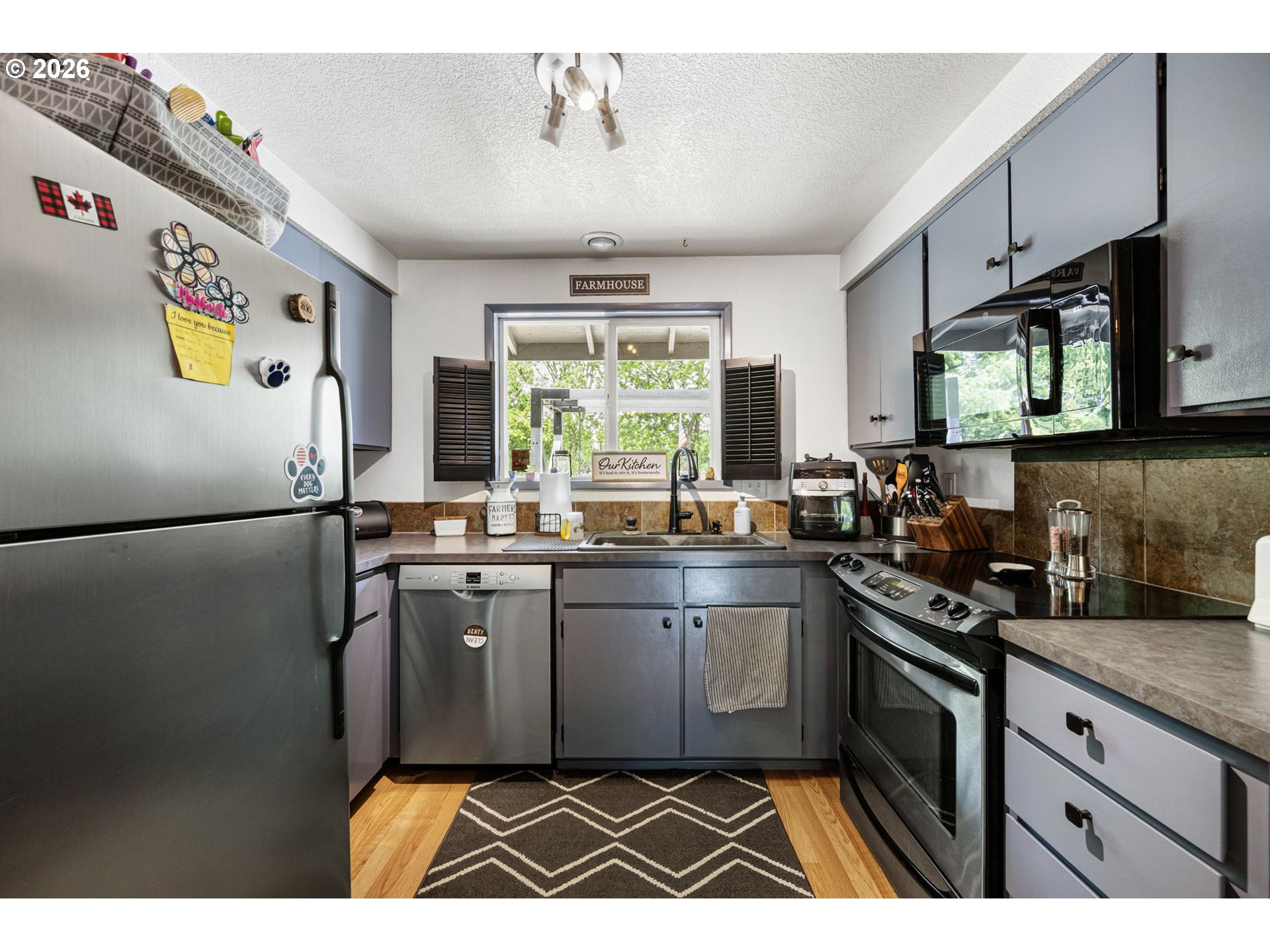 615 Kenmore Street Eugene, OR 97402 - Photo 10 of 35