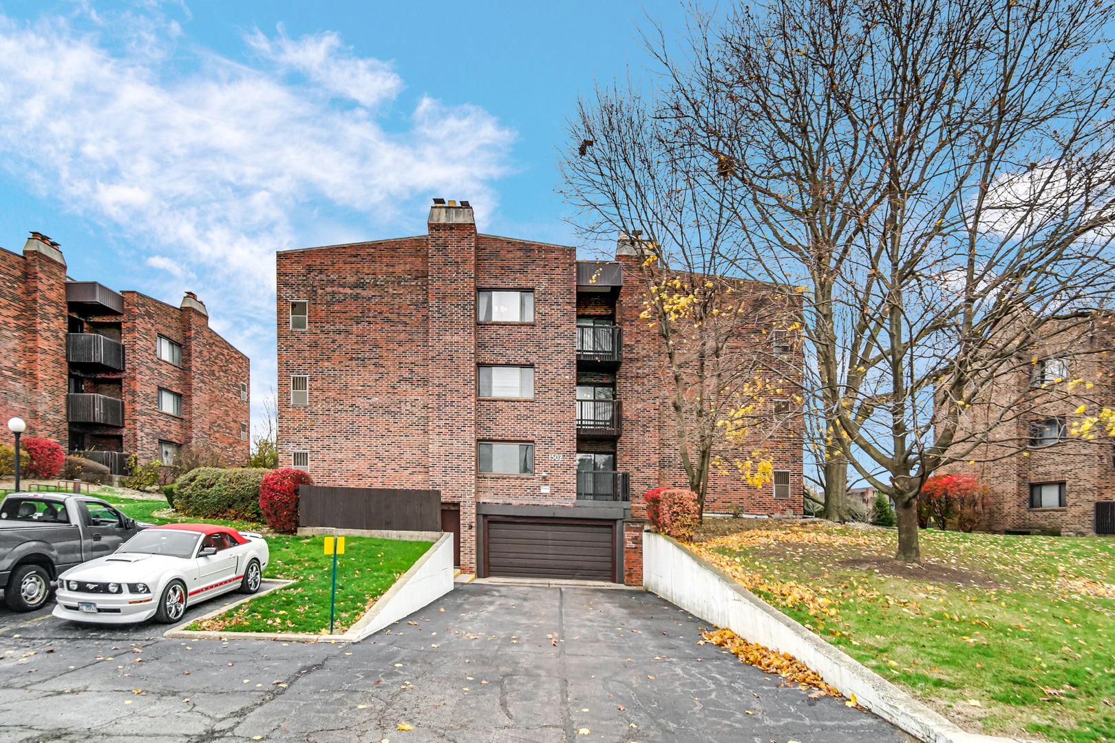 1502 Woodbridge Road, Unit 1E Joliet, IL 60436 - Photo 19 of 20 Gallery Image 19