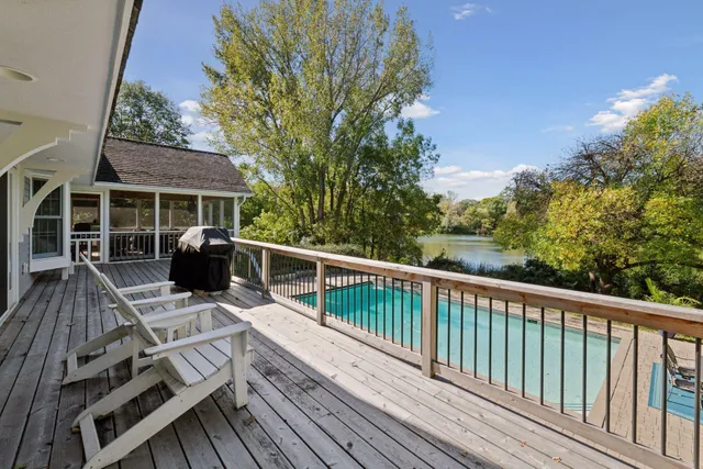 $2,400,000 | 28140 Boulder Bridge Drive, Shorewood, MN 55331