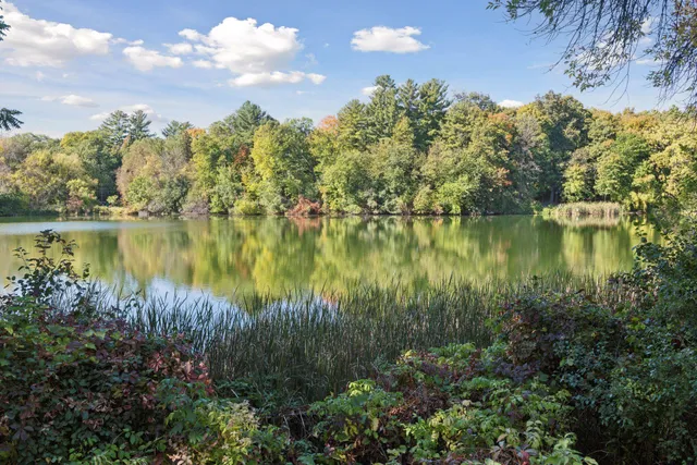 $2,400,000 | 28140 Boulder Bridge Drive, Shorewood, MN 55331