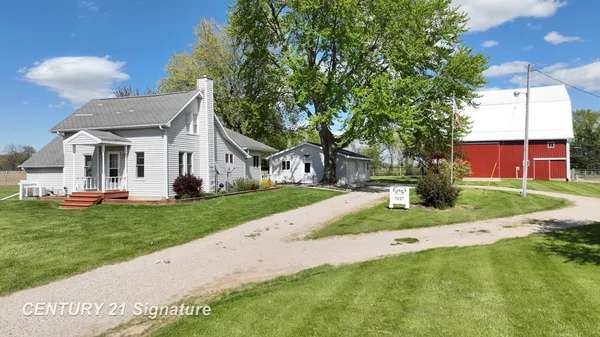 $324,900 | 7897 South Grove Road, Dewitt, MI 48820