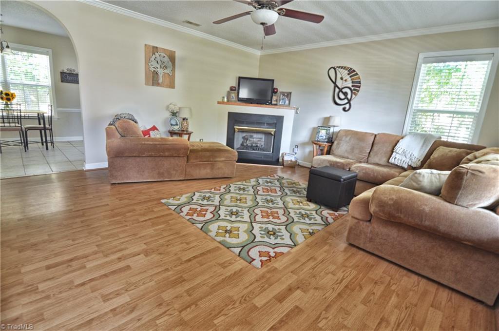 5040 Springhouse Farm Road Winston-Salem, NC 27107 - Photo 3 of 17 Gallery Image 3