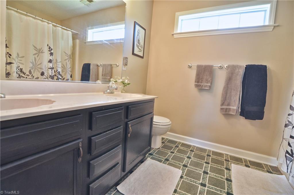 5040 Springhouse Farm Road Winston-Salem, NC 27107 - Photo 9 of 17 Gallery Image 9