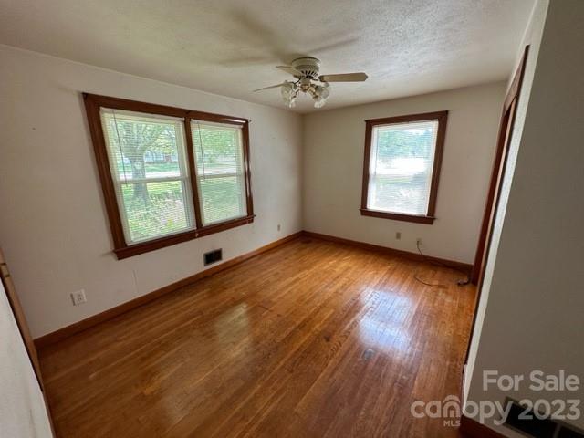 4627 Springs Road Conover, NC 28613 - Photo 10 of 19 Gallery Image 10