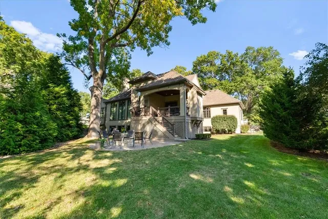 $2,500,000 | 8500 Belinder Road, Leawood, KS 66206
