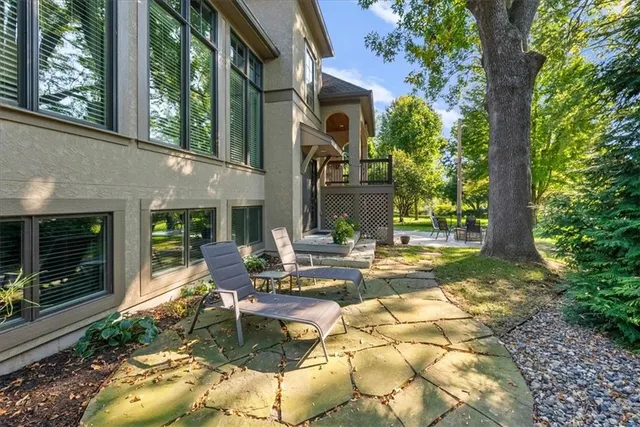 $2,500,000 | 8500 Belinder Road, Leawood, KS 66206