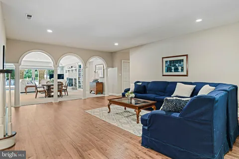 $4,599,000 | 10010 High Hill Place, Great Falls, VA 22066