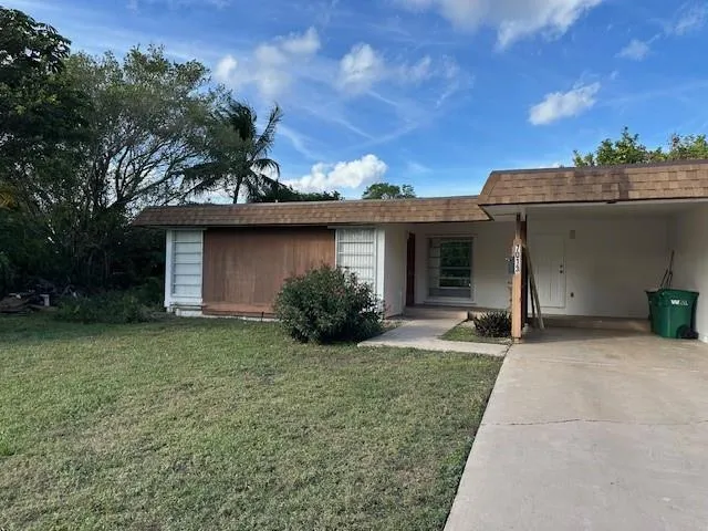 $2,350 | 7013 Northwest 63rd Court, Tamarac, FL 33321