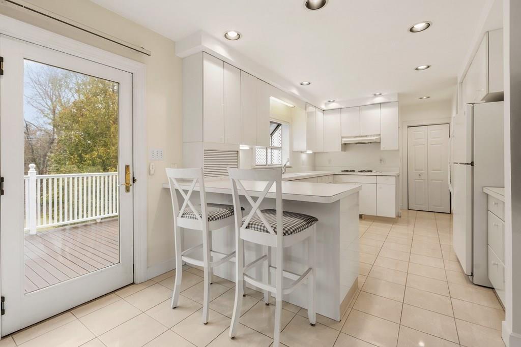 113 Webster Street Needham, MA 02494 - Photo 6 of 31