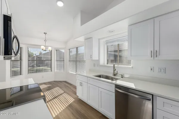 $460,000 | 2085 East Smoke Tree Road, Gilbert, AZ 85296