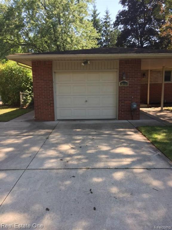 28029 West Nine Mile Road Farmington Hills, MI 48336 - Photo 31 of 36