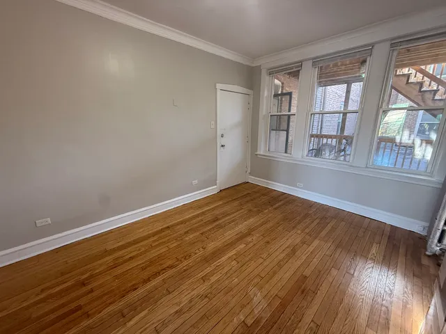 $1,295 | 2206 South 57th Avenue, Unit 3, Cicero, IL 60804