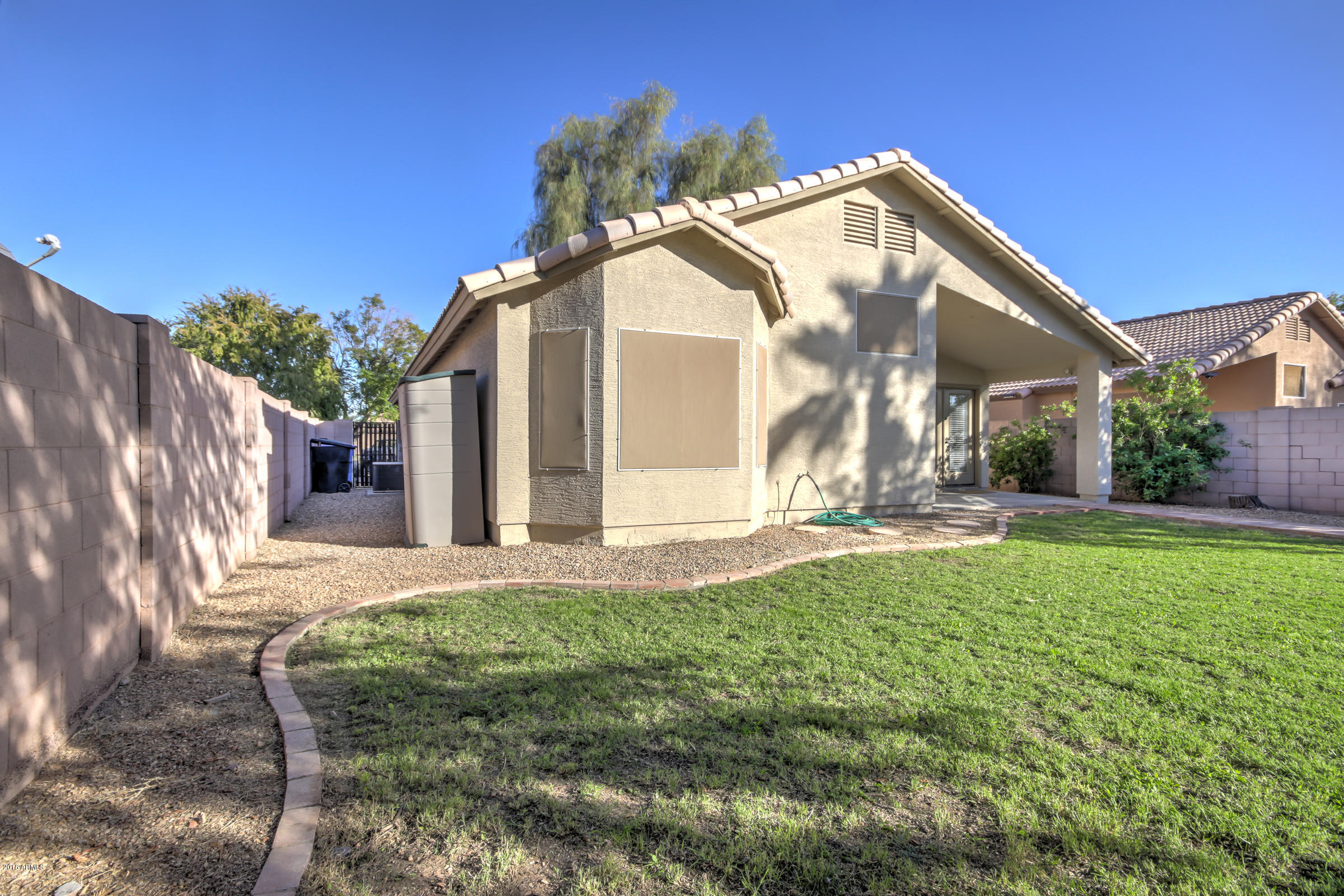 1986 South Oak Street Gilbert, AZ 85233 - Photo 35 of 37 1986 S Oak St-43