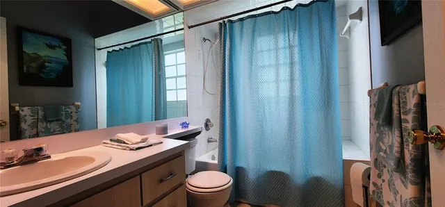 $569,900 | 3006 Drakes Landing Court, Valrico, FL 33596