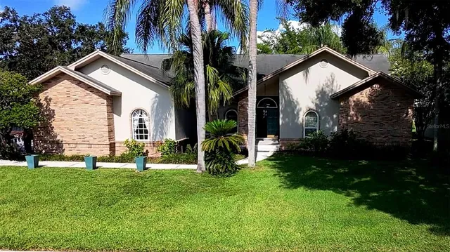 $569,900 | 3006 Drakes Landing Court, Valrico, FL 33596