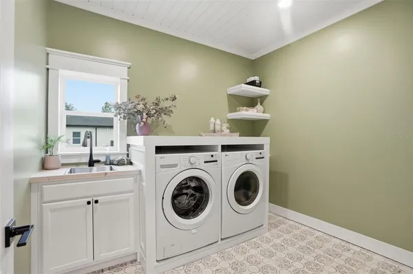 $669,900 | 34111 August Avenue, Webster, FL 33597