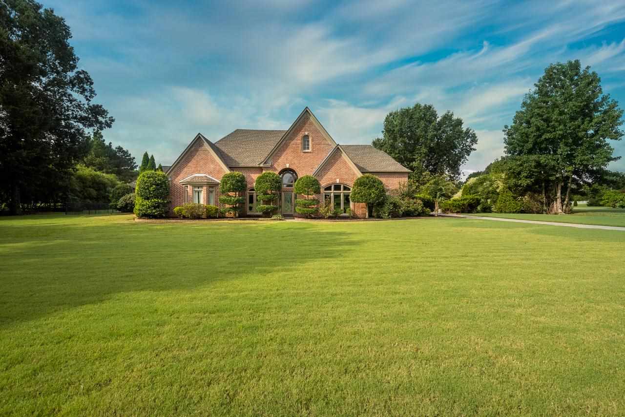 9535 Plantation Lake Road Collierville, TN 38017 - Photo 1 of 25 Gallery Image 1