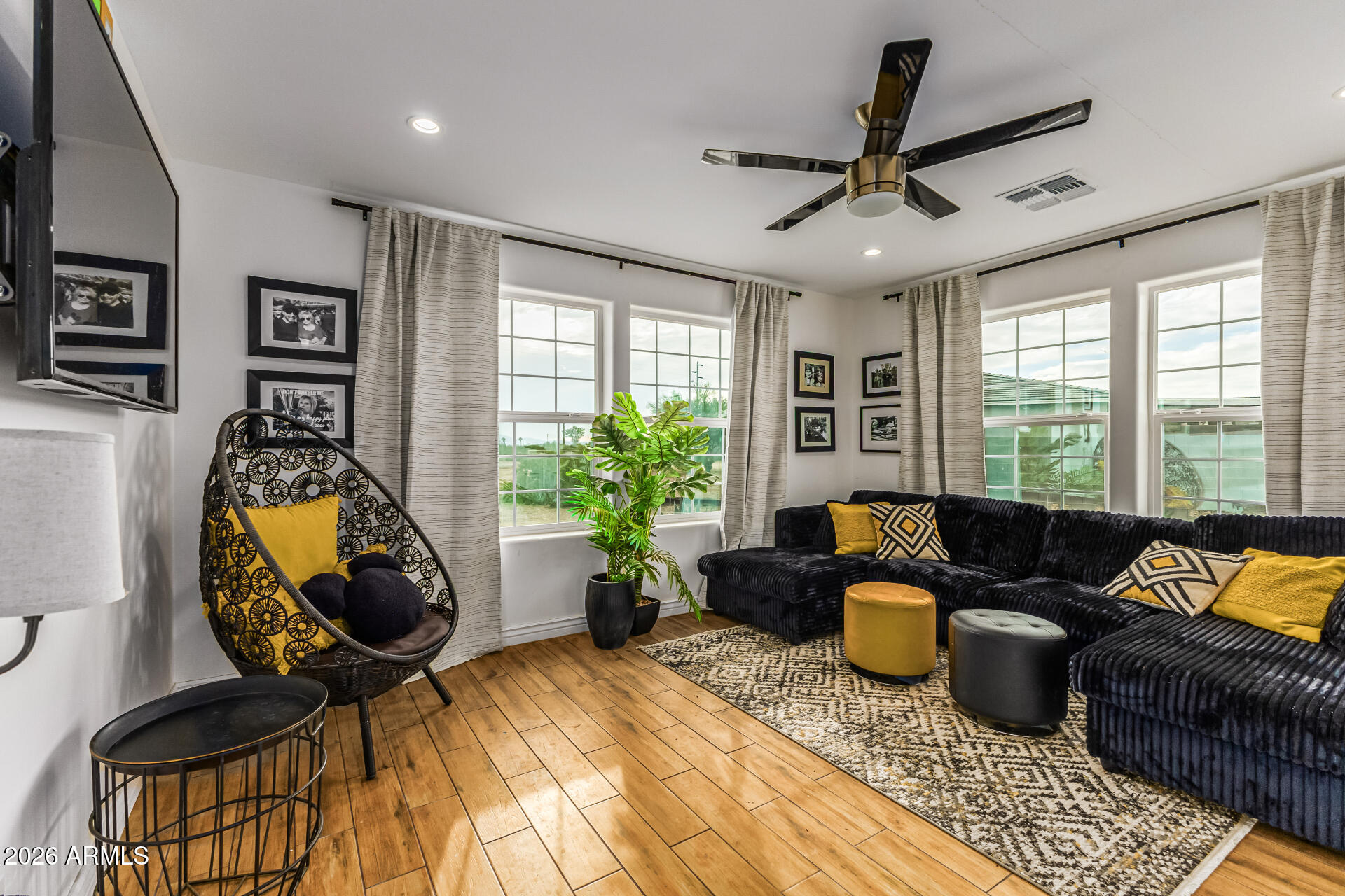 16732 West White Wing Road Surprise, AZ 85387 - Photo 26 of 56 42 White