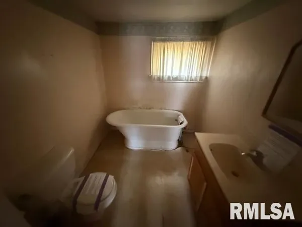 $54,900 | 214 North Main Street, Winchester, IL 62694