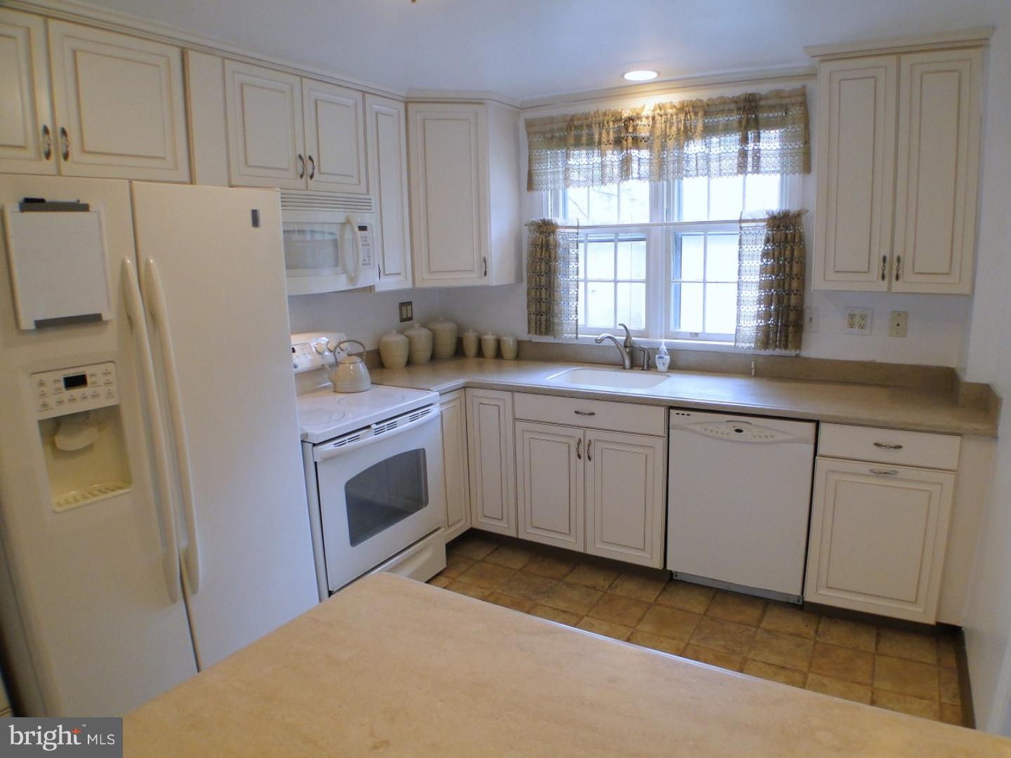 524 South Chester Road Swarthmore, PA 19081 - Photo 5 of 21