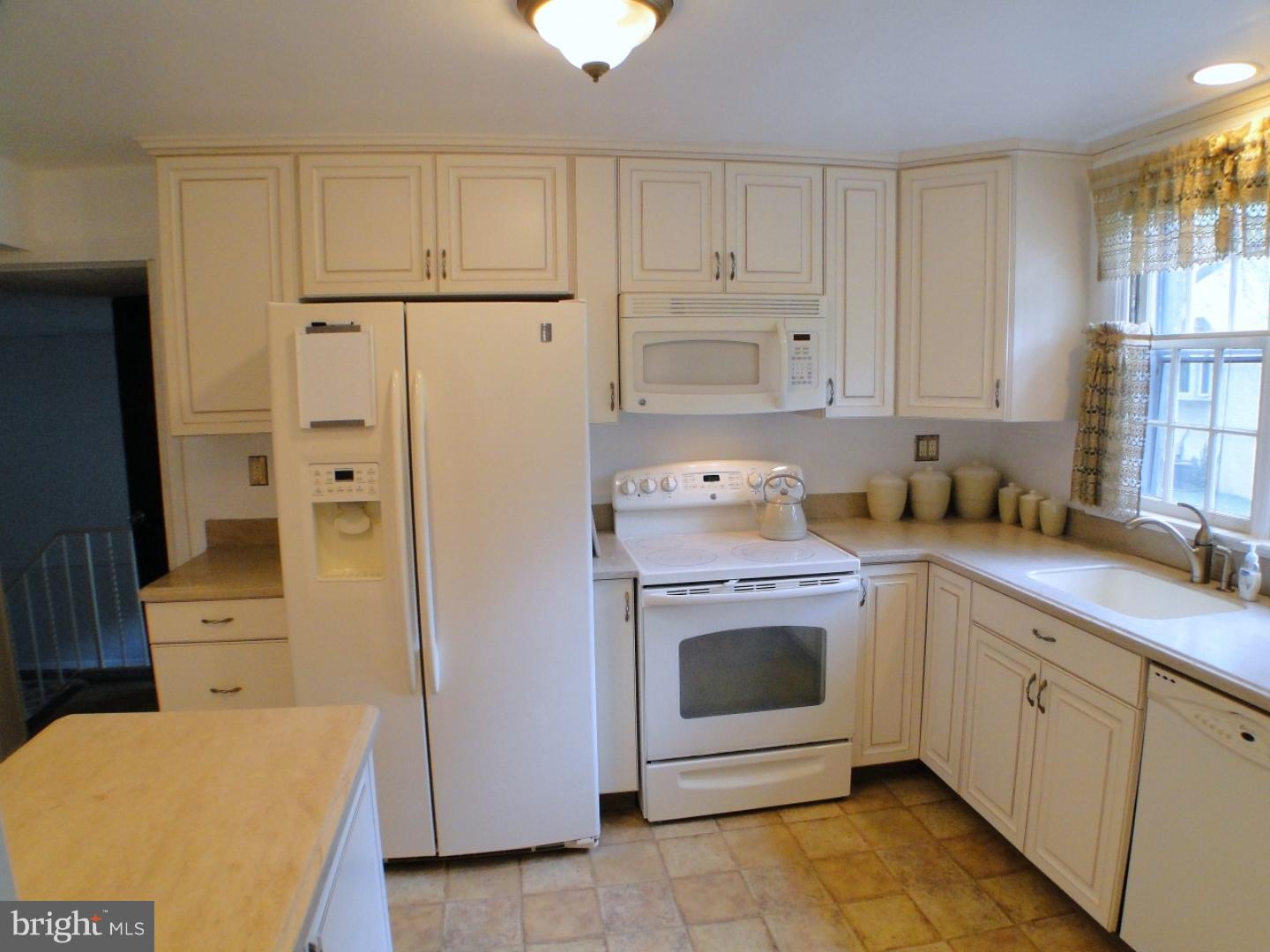 524 South Chester Road Swarthmore, PA 19081 - Photo 6 of 21