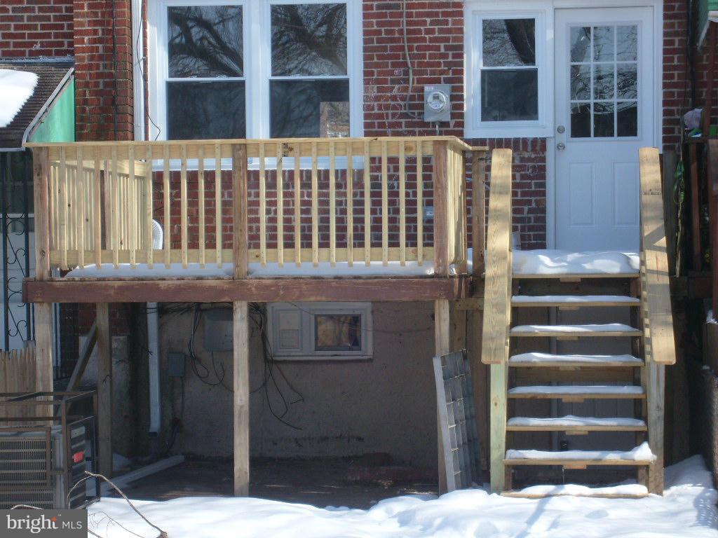 726 Old Riverside Road Baltimore, MD 21225 - Photo 15 of 22 Exterior (Rear)