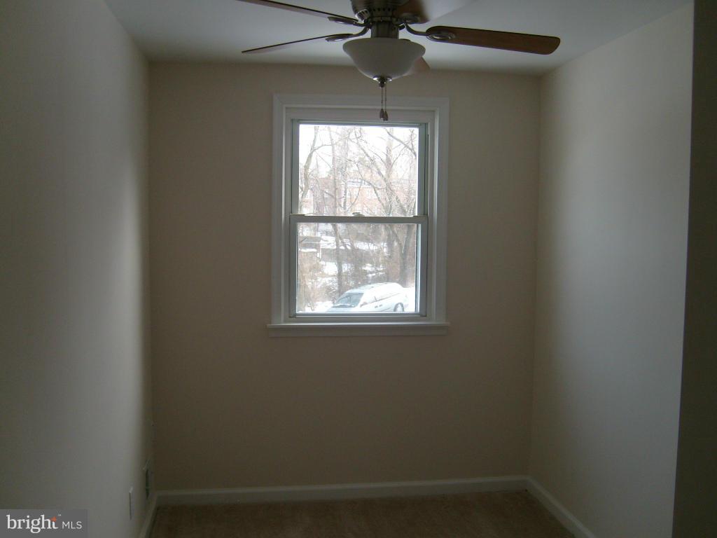 726 Old Riverside Road Baltimore, MD 21225 - Photo 21 of 22 Bedroom