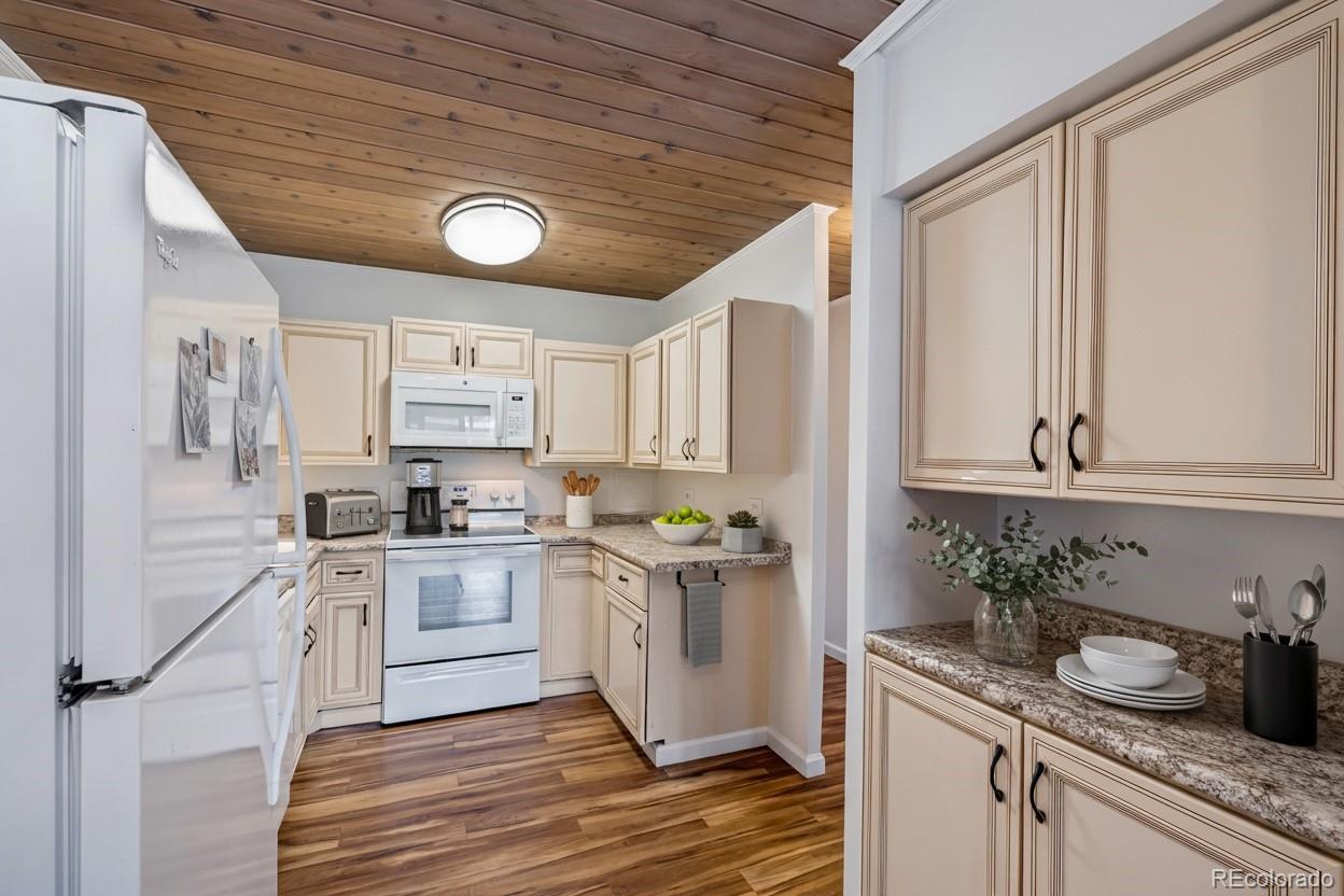 715 South Clinton Street, Unit 4A Denver, CO 80247 - Photo 6 of 32