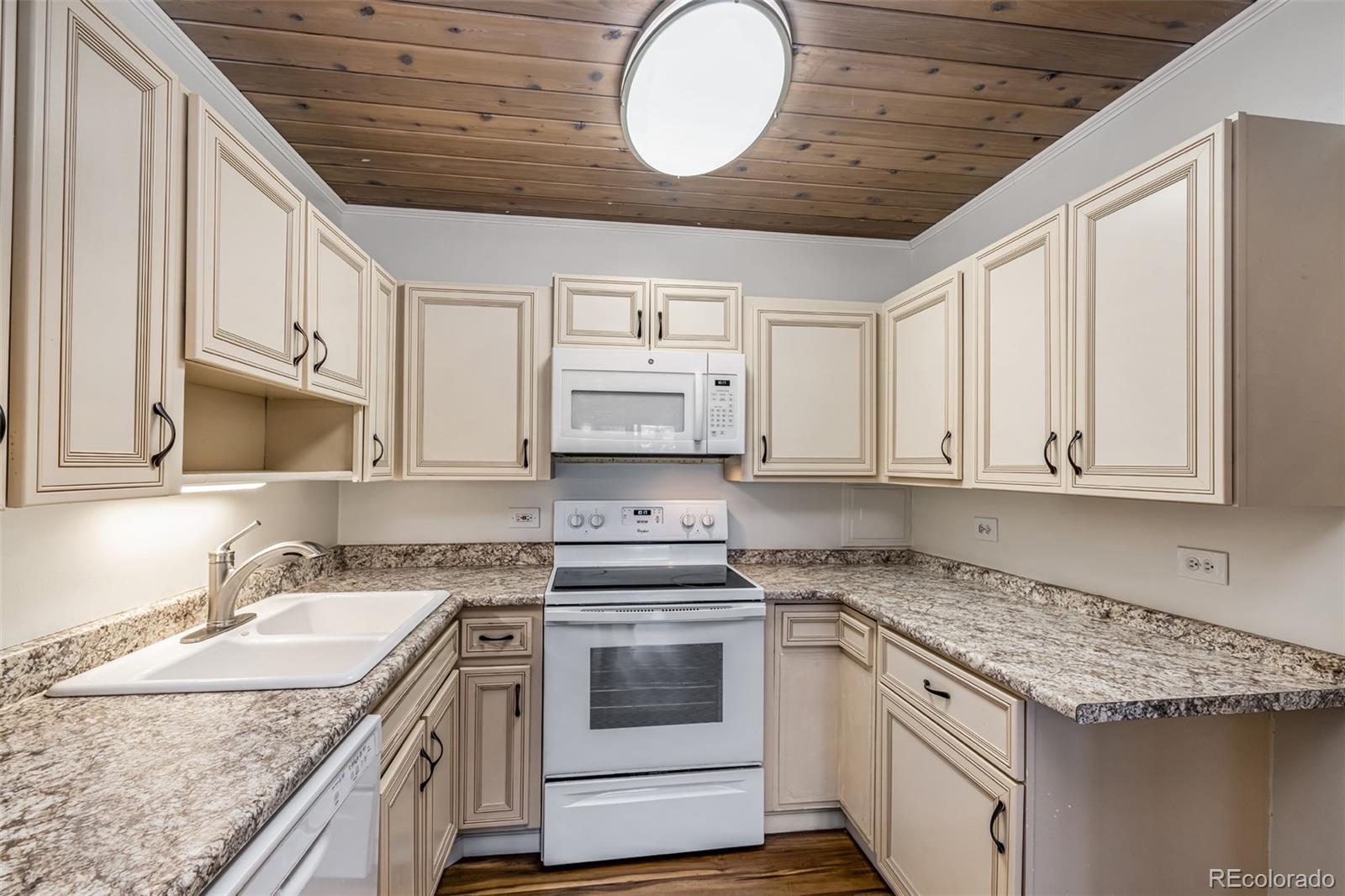 715 South Clinton Street, Unit 4A Denver, CO 80247 - Photo 10 of 32