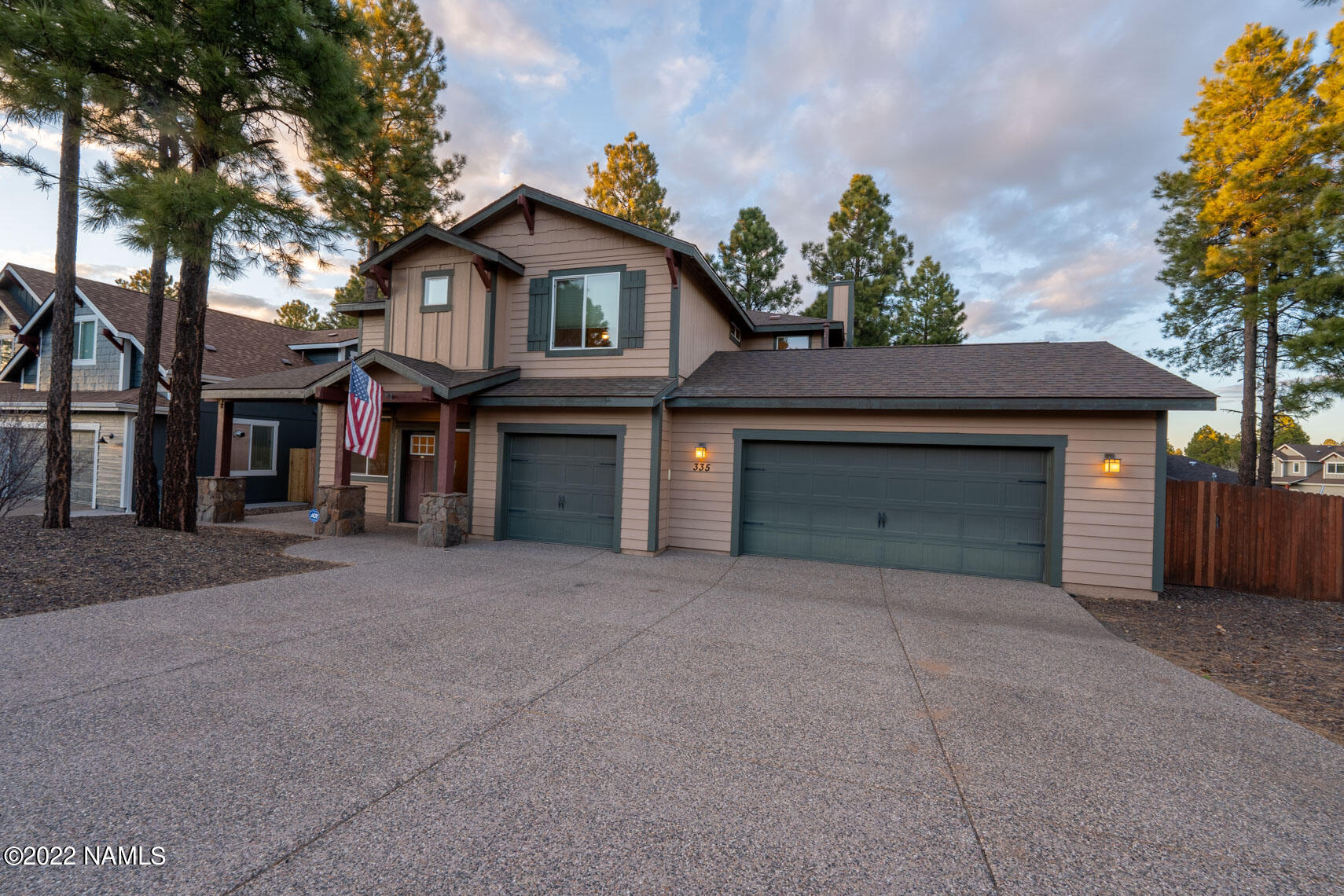335 West Beryl Road Flagstaff, AZ 86005 - Photo 4 of 46 20220401-WMP01107-HDR