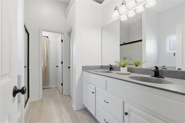 $425,000 | 10020 North Lawn Avenue, Kansas City, MO 64156