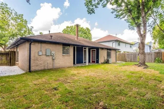 $1,750 | 12106 Essenbruk Drive, Houston, TX 77066