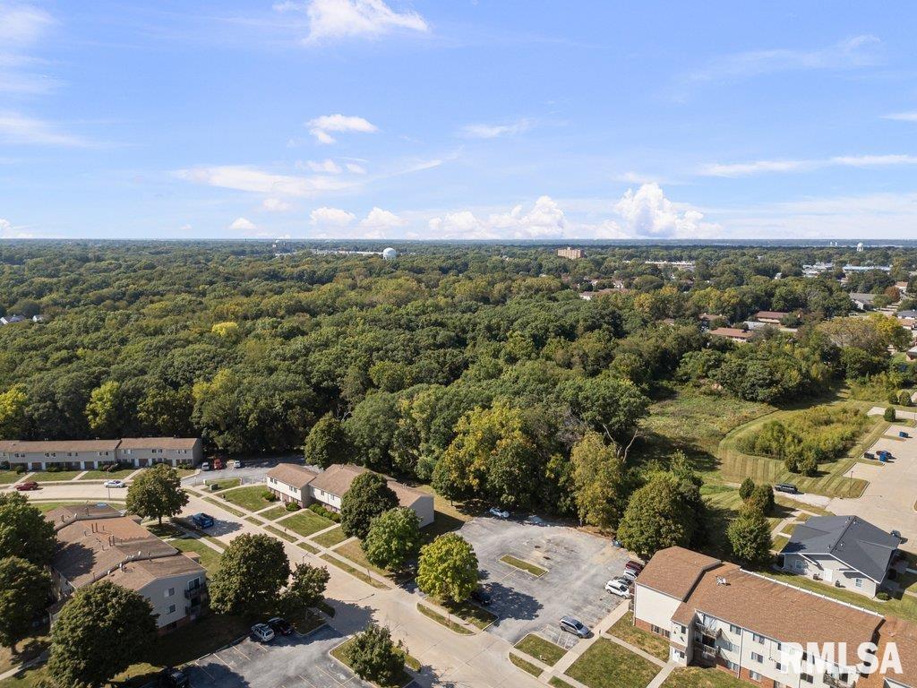 1000 48th Avenue East Moline, IL 61244 - Photo 5 of 5 a view of a city