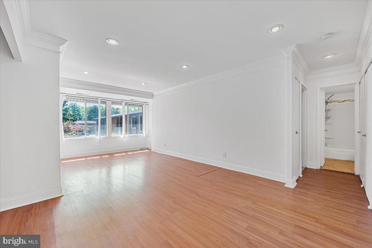 19321 Club House Road, Unit 301 Gaithersburg, MD 20886 - Photo 6 of 20 Gallery Image 6